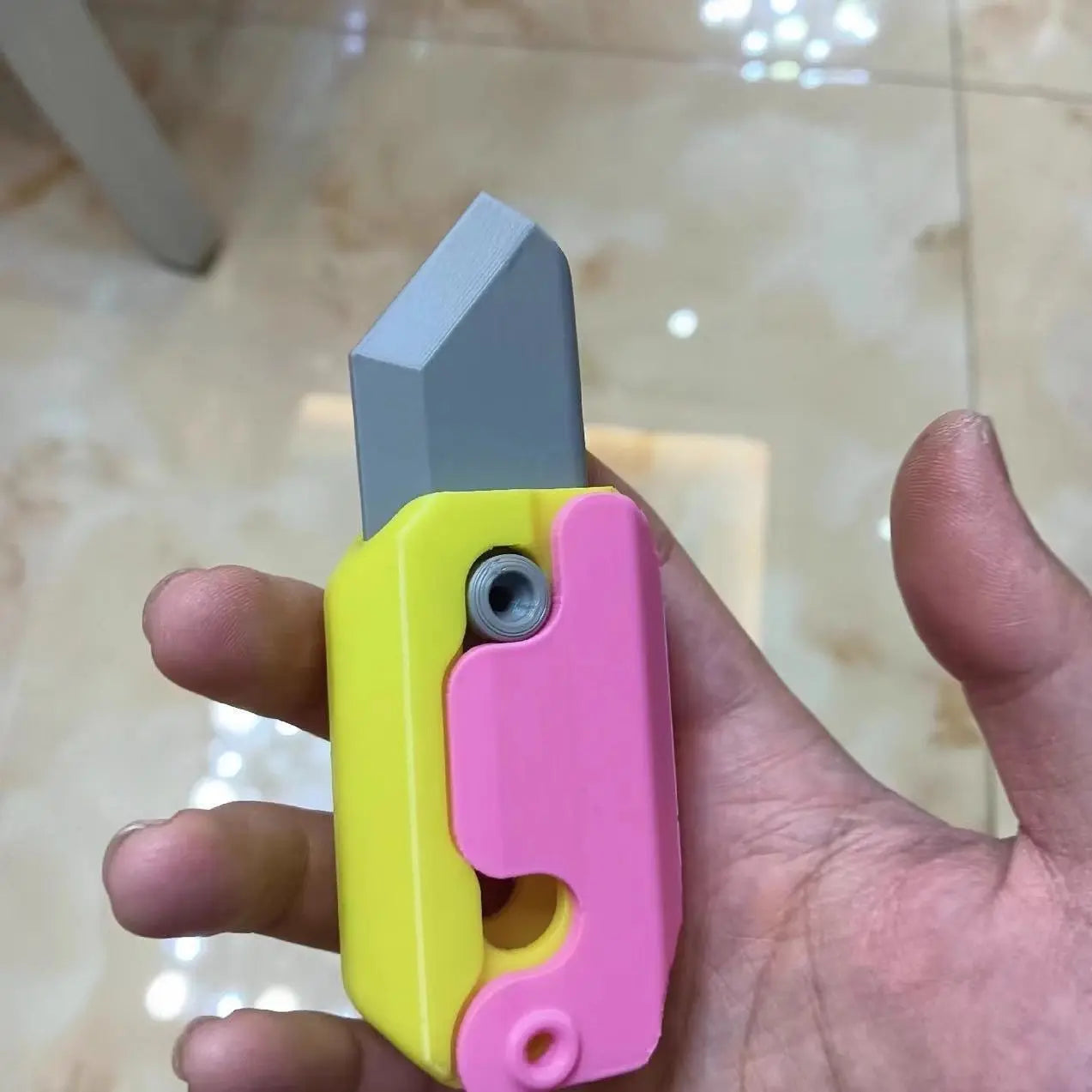 3D Printing Gravity Cub Jumping Small Radish Knife Mini Model Student Prize Pendant Decompression Toy For Children Gift - Rizk From Razzak