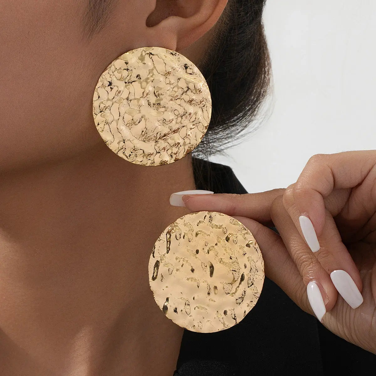 Simple Style Exaggerated Alloy Round Texture Concave-convex Geometric Metal Sense Fashion Ear Studs - Rizk From Razzak